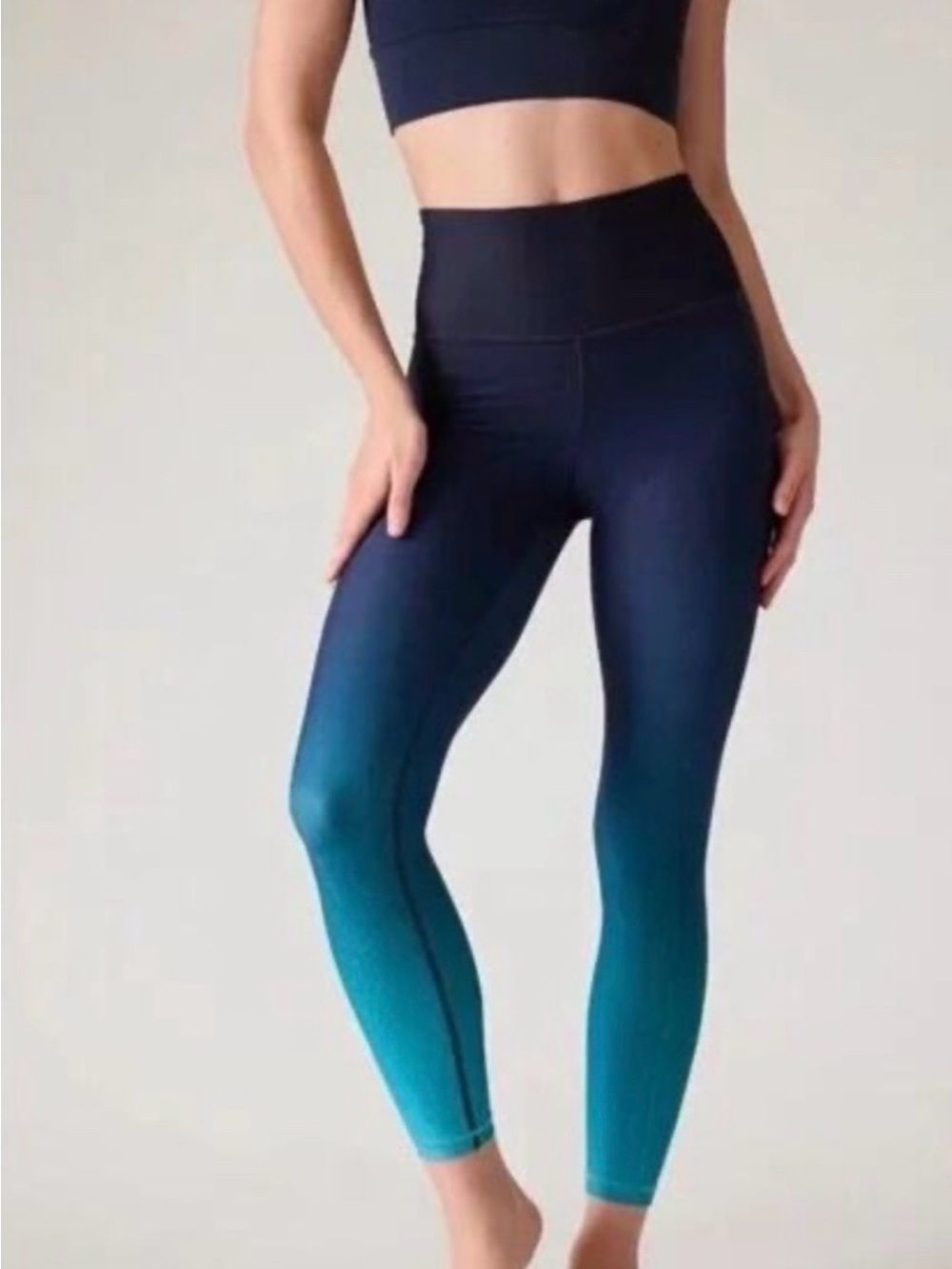 Athleta Elation Women’s Navy to Teal Ombre Leggings 7/8